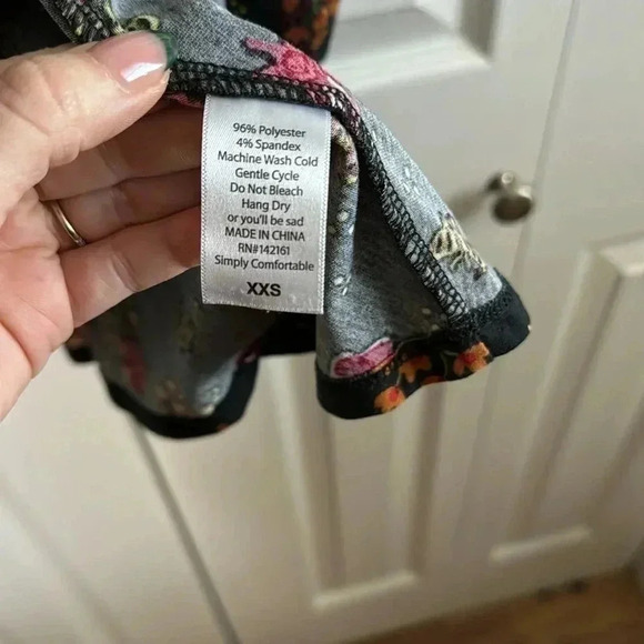 EUC LuLaRoe Butterfly Dress XXS - Picture 4 of 5